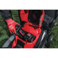 M18 FUEL™ Akku-Rasenmäher 53 cm, mit 2x 12.0 Ah A